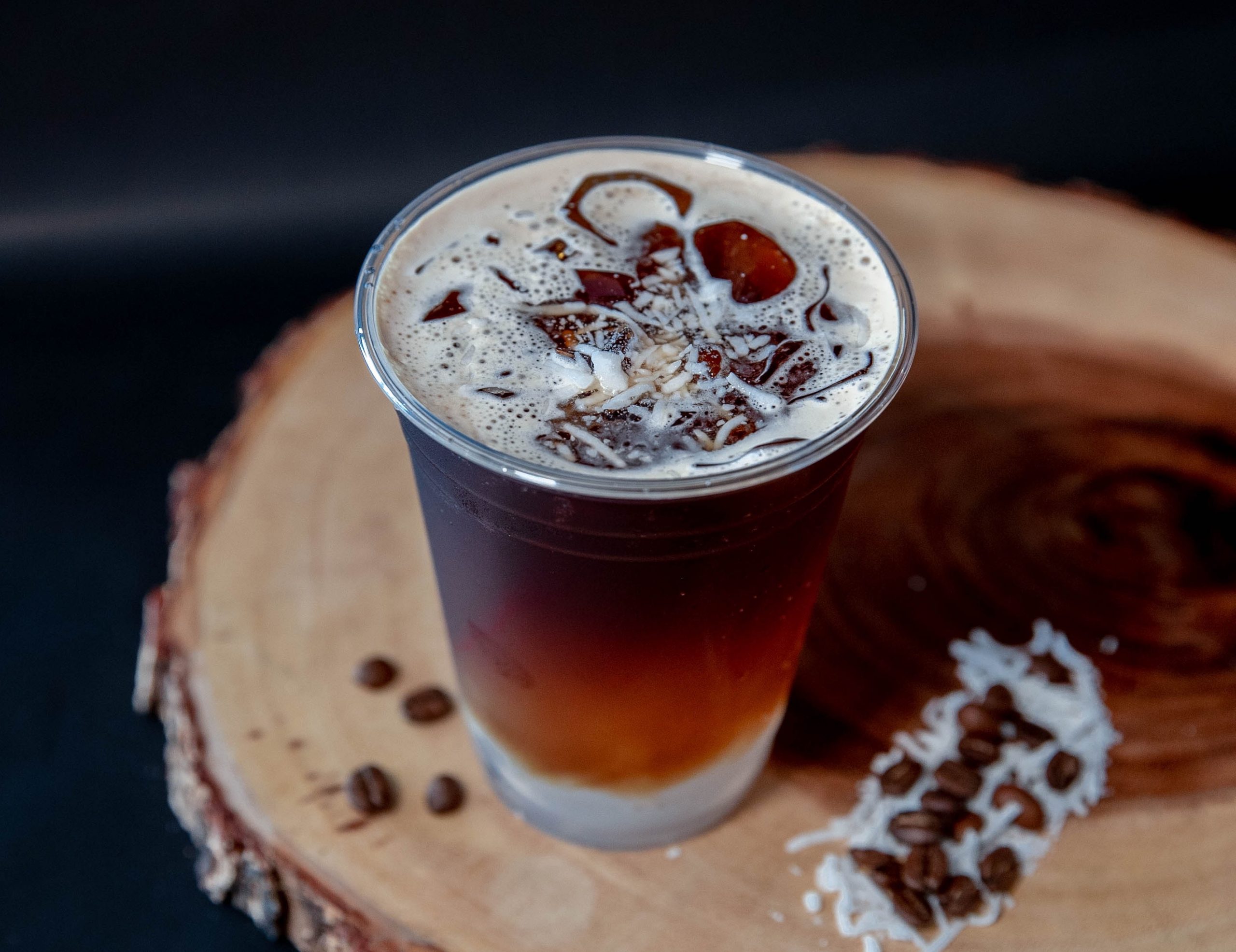 How To Make A Perfect Iced Americano At Home Without An Espresso