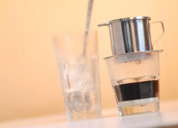 How-To-Make-Vietnamese-Coffee-Using-Phin-Filter